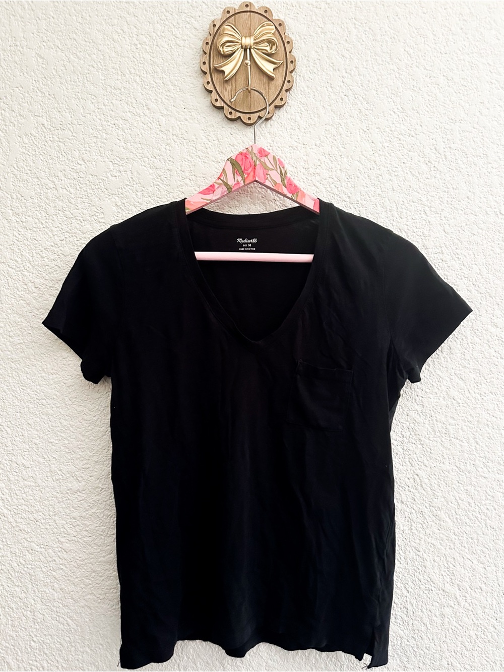 Madewell Black V-Neck Short Sleeve Pocket Tee